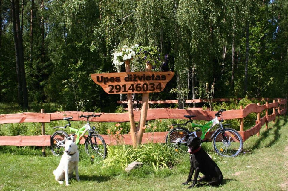 Nature Retreat "Upes Dizvietas" Krāslava Екстериор снимка